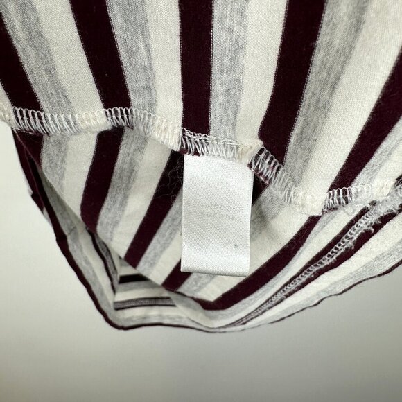 St. John Elbow Sleeve Stripe Round Neck Rayon T Shirt Top Size Medium - Picture 3 of 5